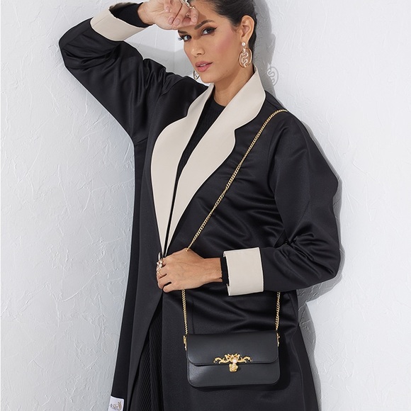 Charles and Keith Merial Metallic Pearl Bag - Picture 5 of 9